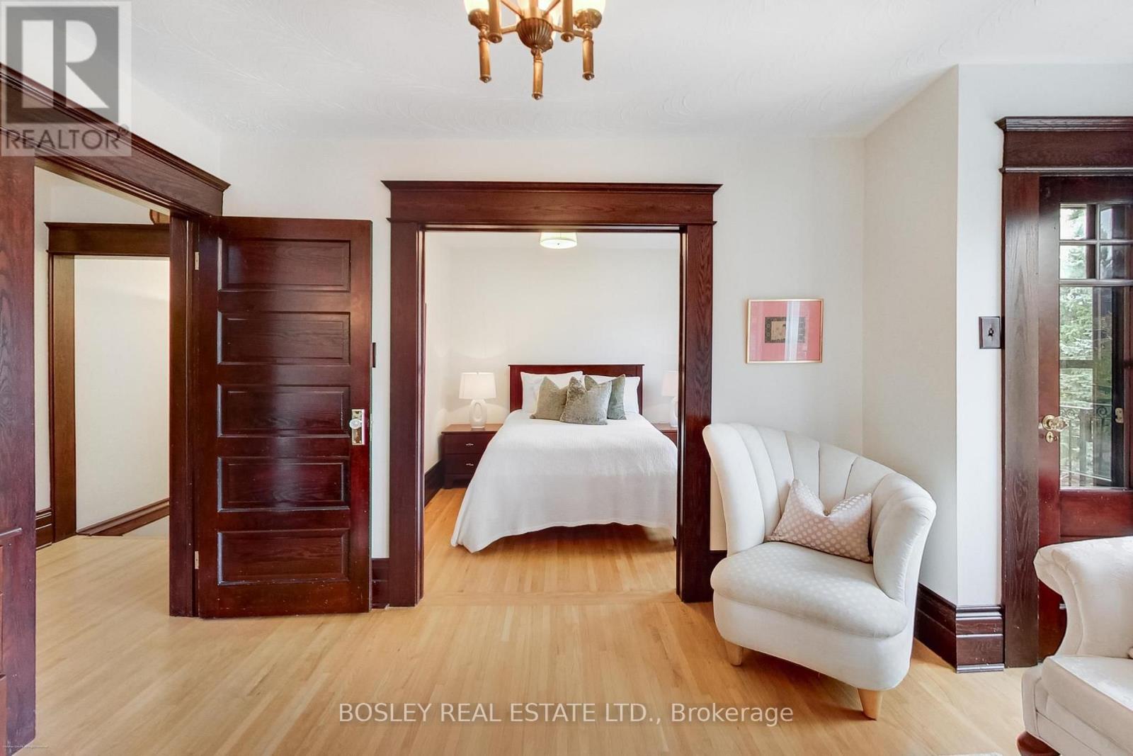161 Westminster Avenue Property Photo 26