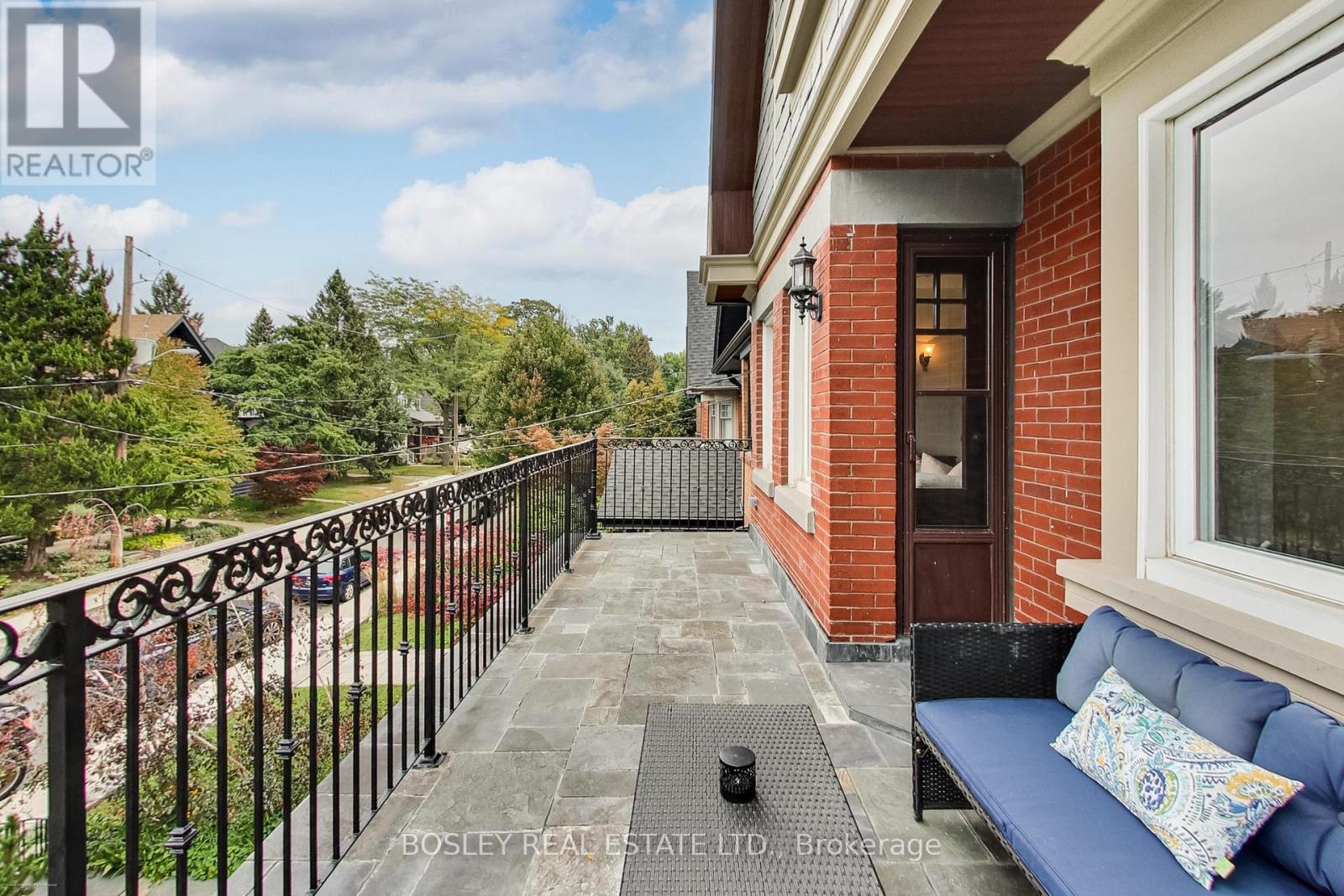 161 Westminster Avenue Property Photo 28