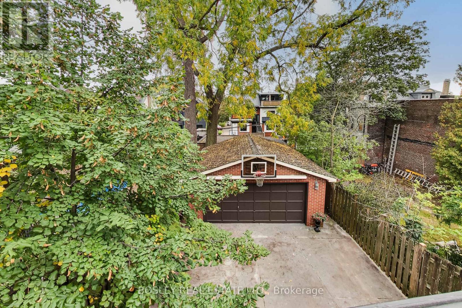 161 Westminster Avenue Property Photo 36