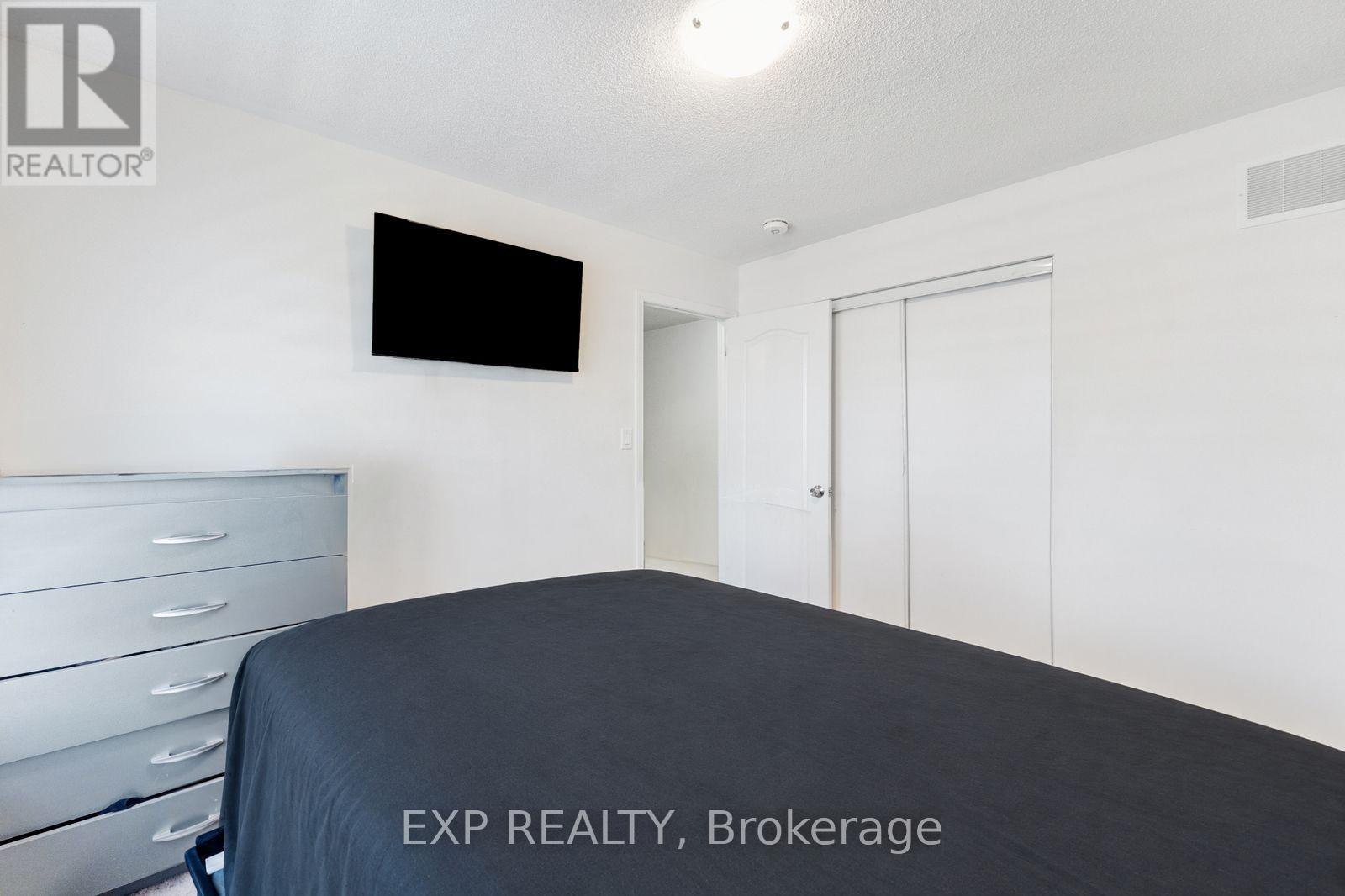 34 Circus Crescent Property Photo 17