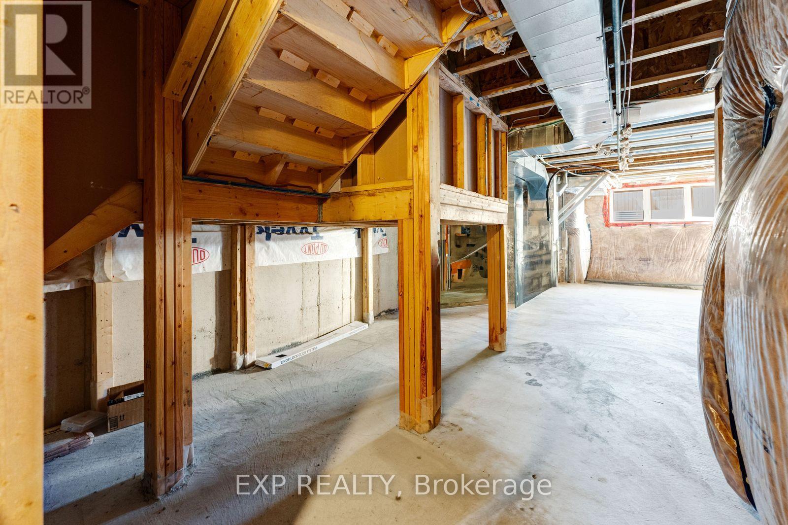 34 Circus Crescent Property Photo 25