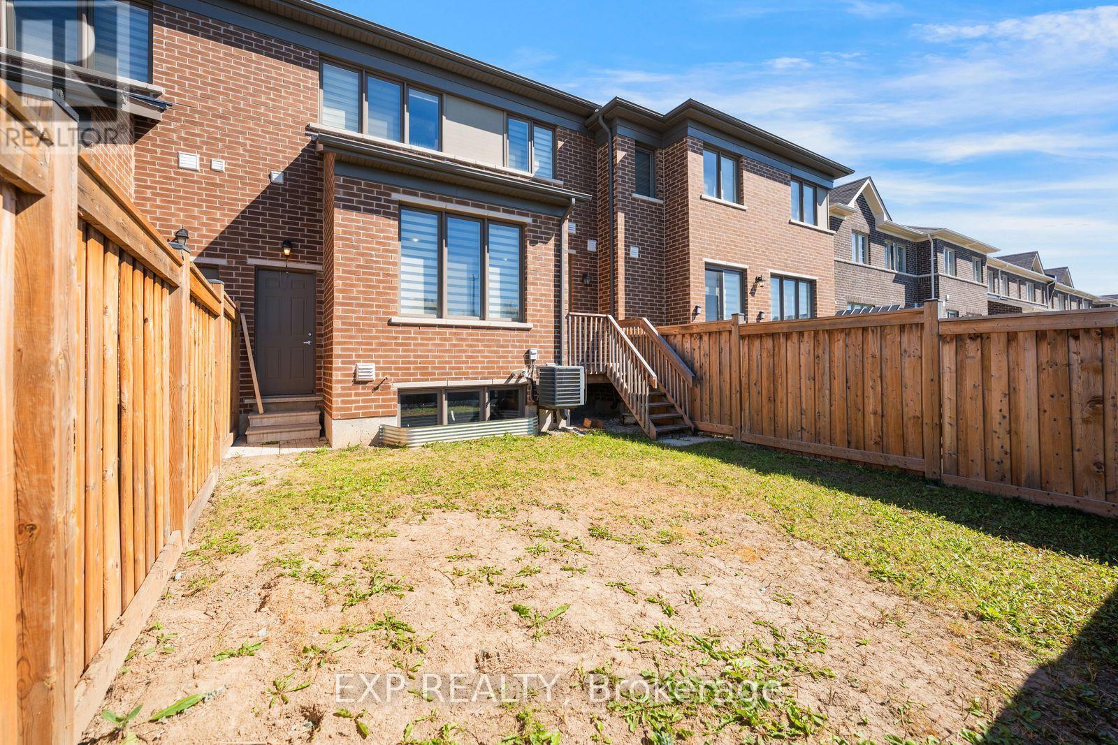 34 Circus Crescent Property Photo 30