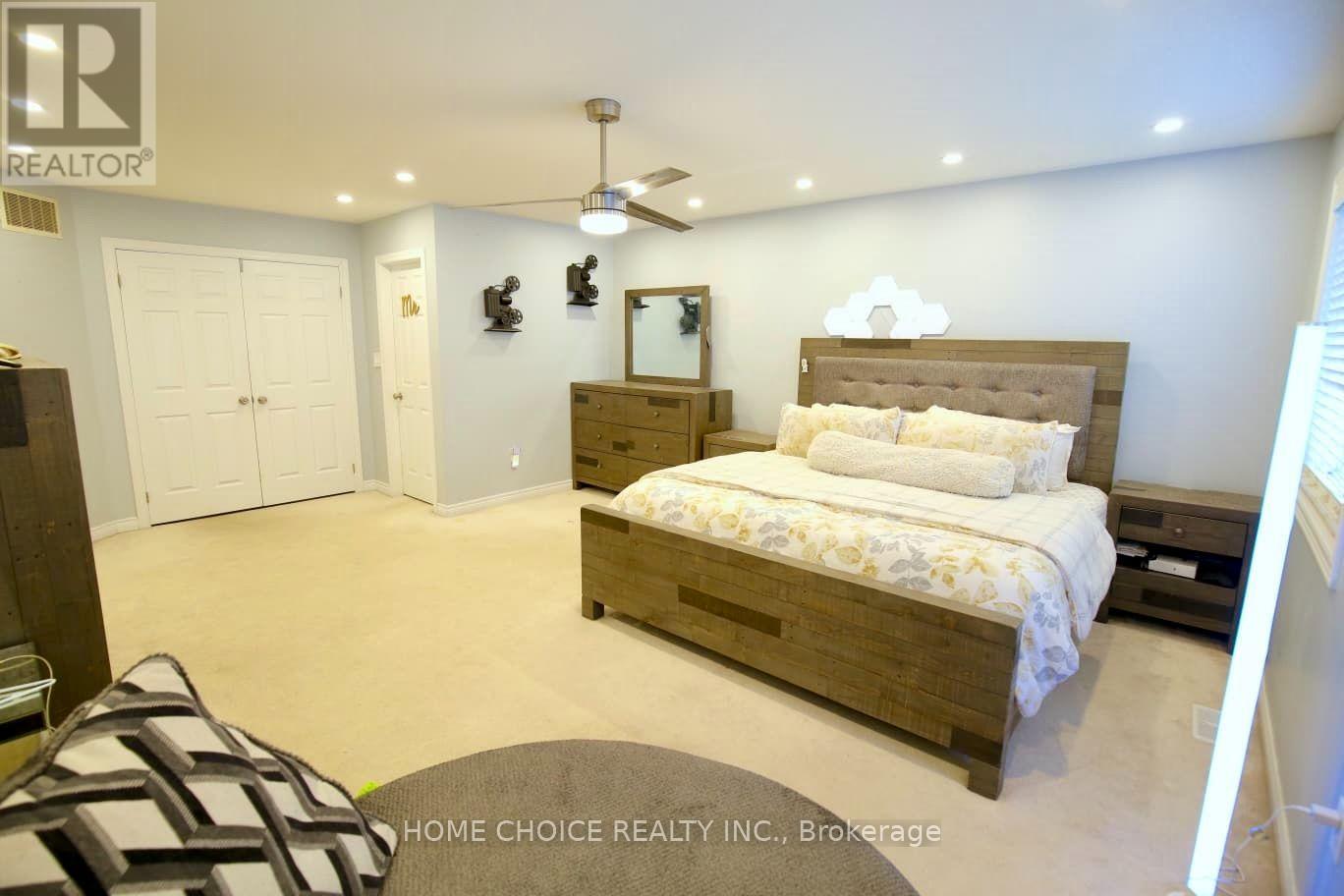 34 - 3275 Stalybridge Drive Property Photo 23