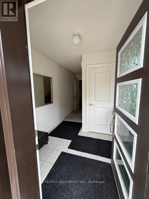 43 Queenpost Drive Property Photo 7