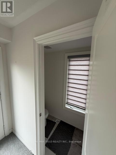43 Queenpost Drive Property Photo 13