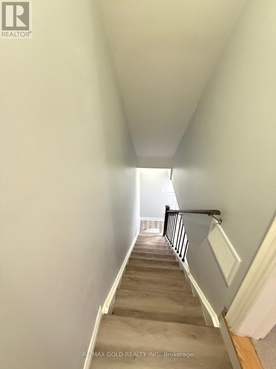 43 Queenpost Drive Property Photo 18