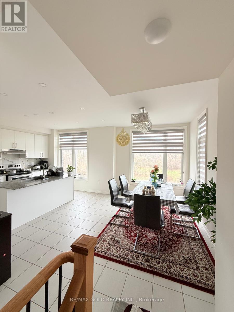 43 Queenpost Drive Property Photo 27
