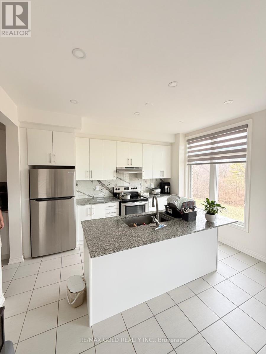 43 Queenpost Drive Property Photo 28