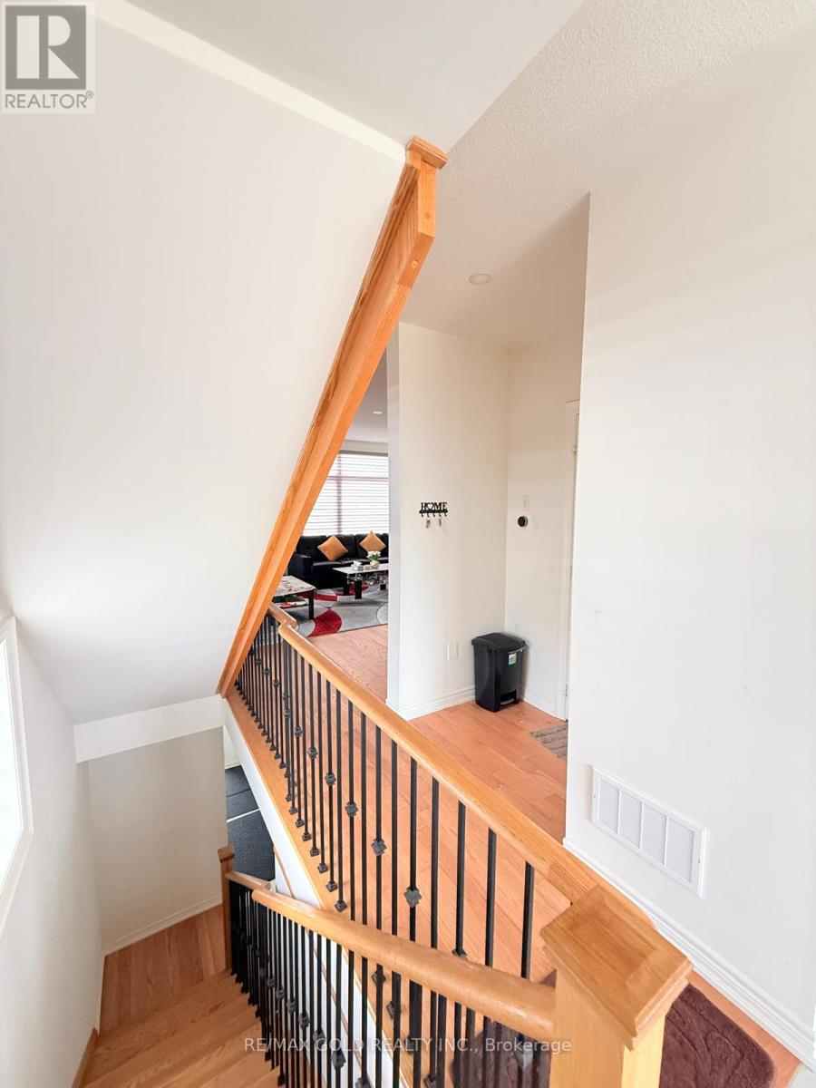 43 Queenpost Drive Property Photo 30
