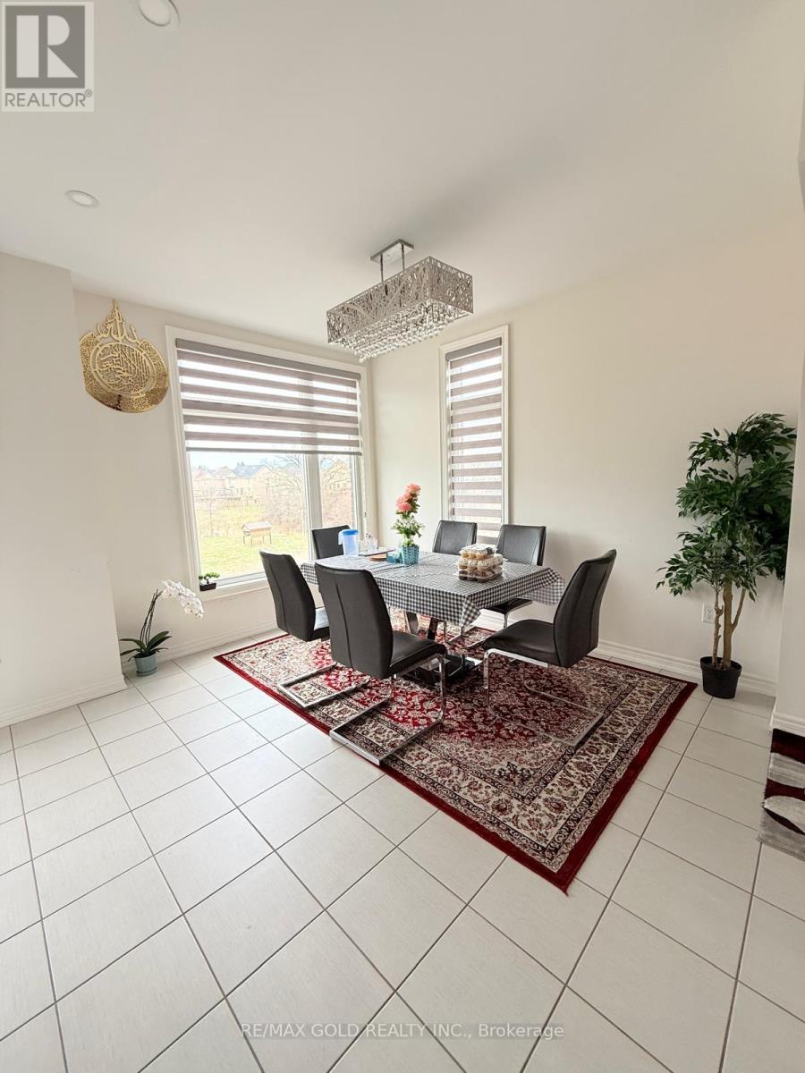 43 Queenpost Drive Property Photo 34