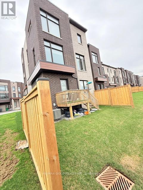 43 Queenpost Drive Property Photo 47