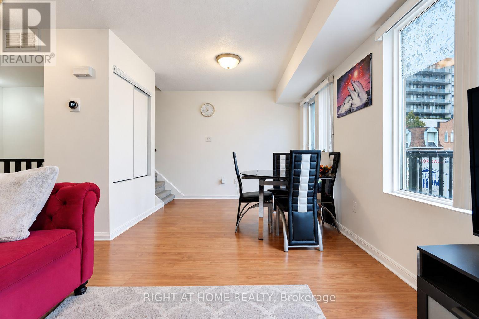 2095 - 55 George Appleton Way Property Photo 9