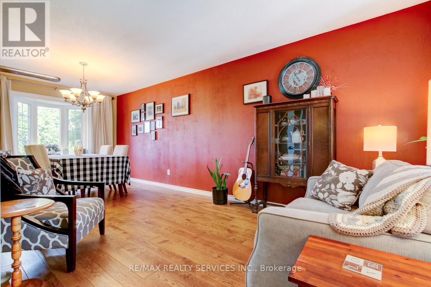 16 Cavalier Court Property Photo 5