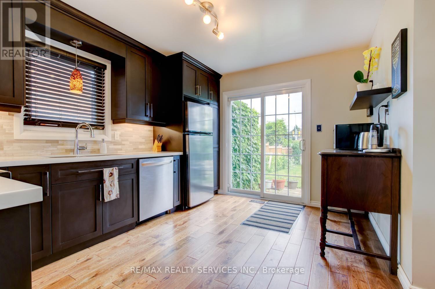 16 Cavalier Court Property Photo 14