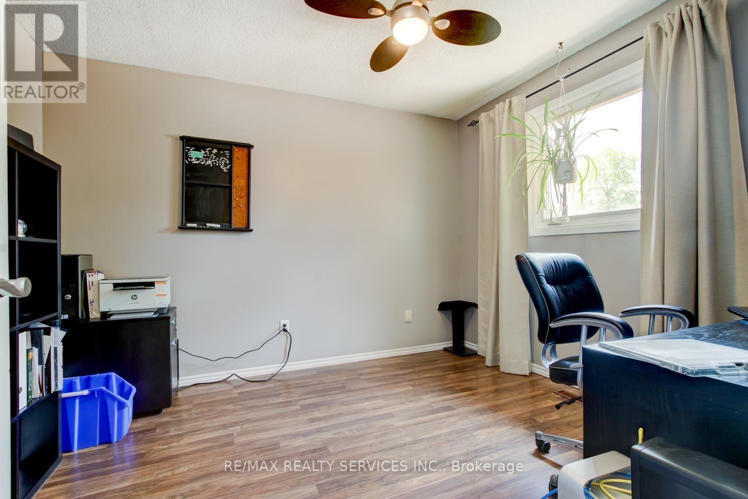 16 Cavalier Court Property Photo 28