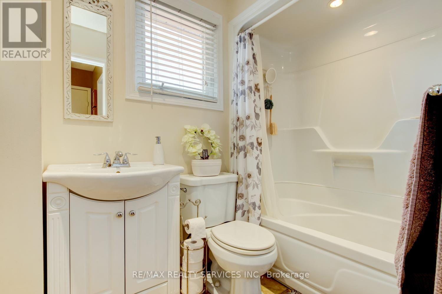 16 Cavalier Court Property Photo 30