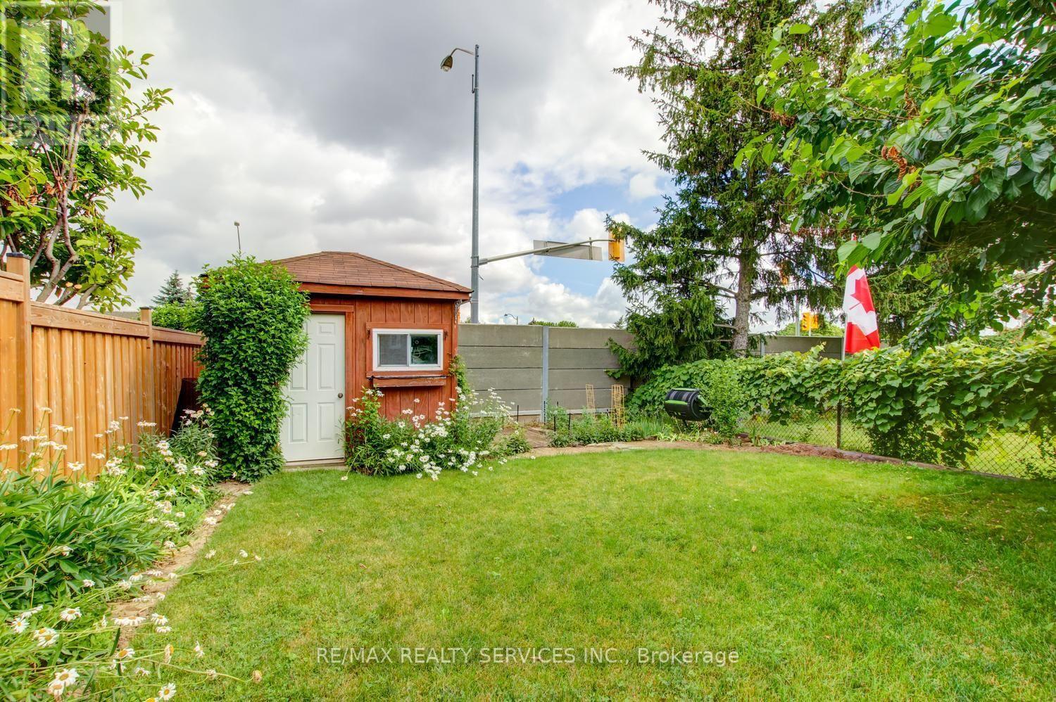 16 Cavalier Court Property Photo 48