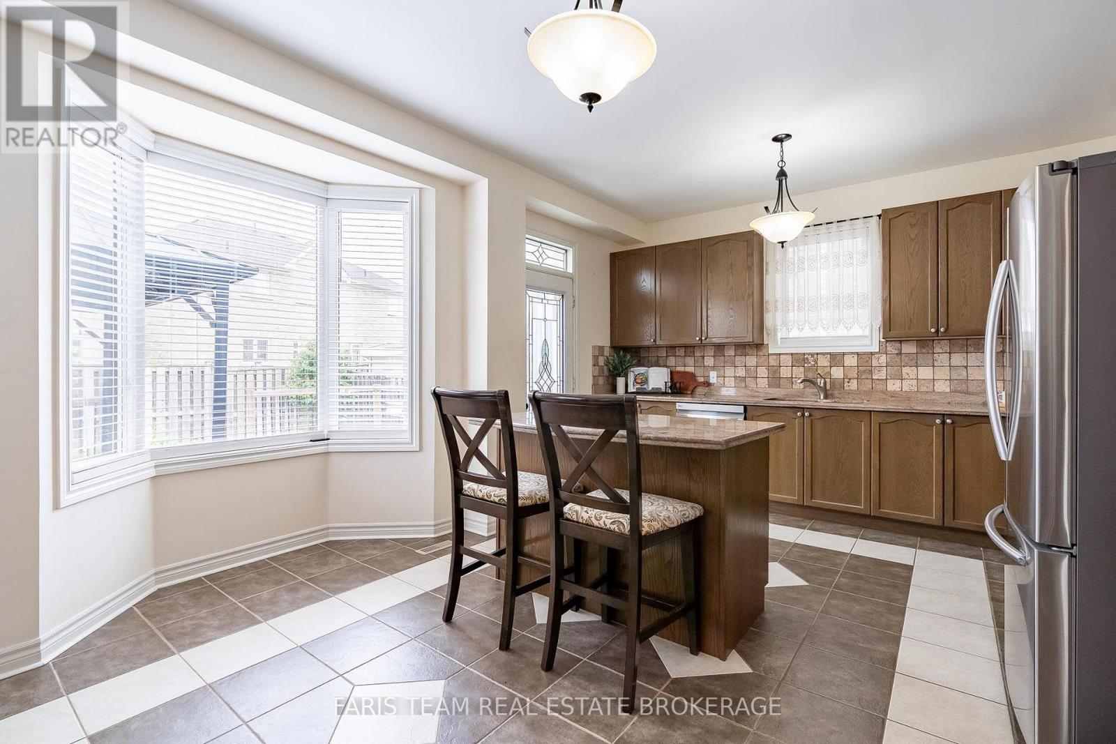 57 Spotted Owl Crescent Property Photo 4