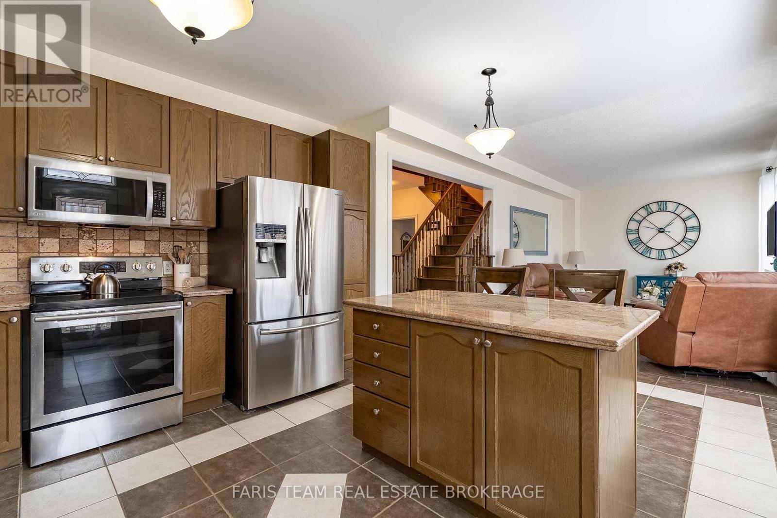 57 Spotted Owl Crescent Property Photo 7