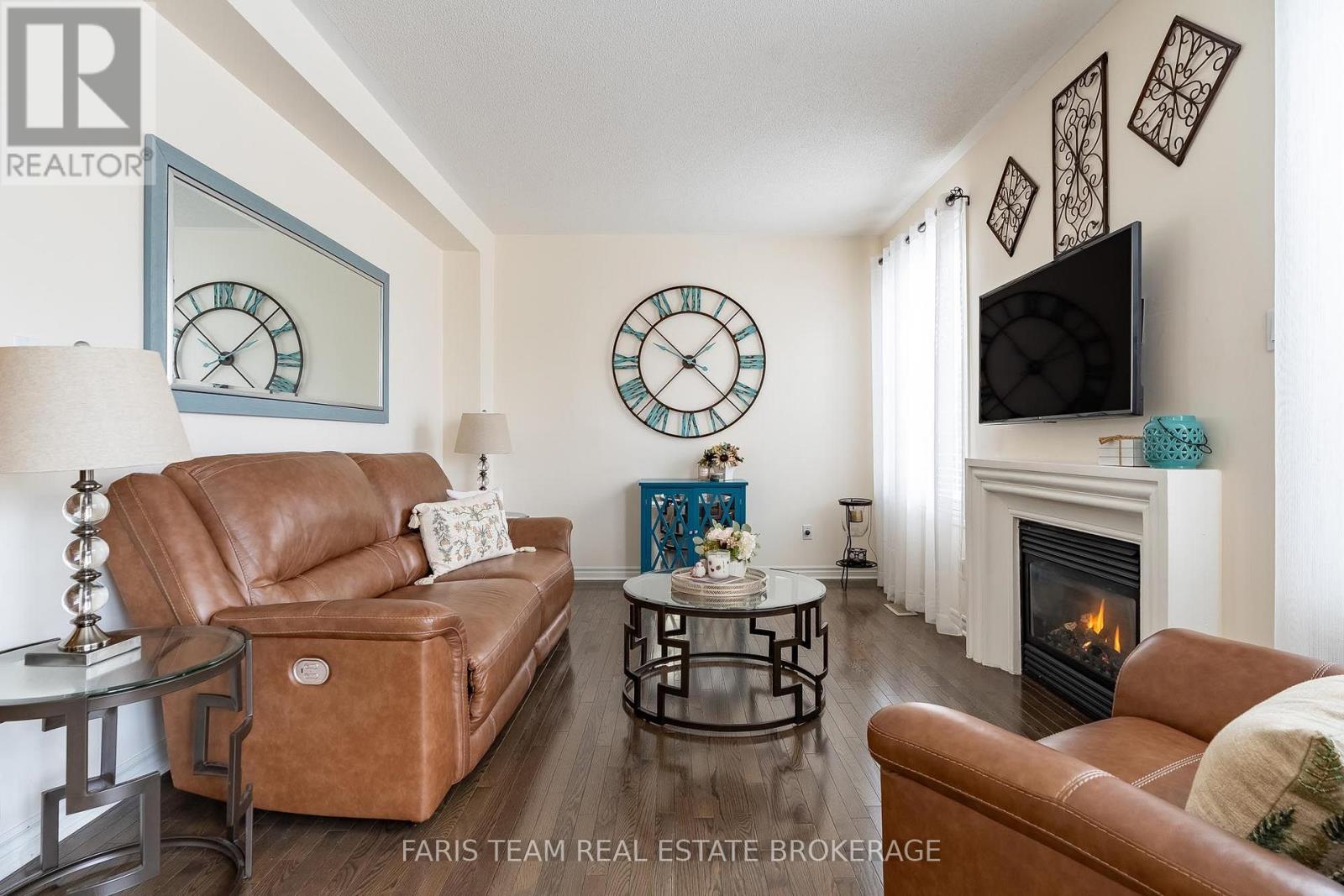 57 Spotted Owl Crescent Property Photo 9