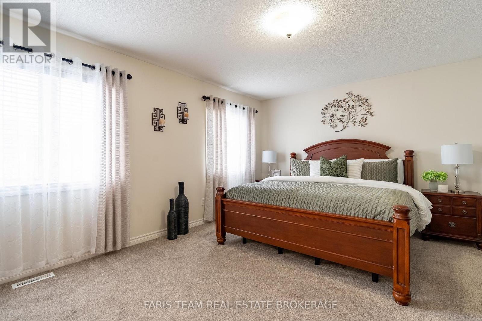 57 Spotted Owl Crescent Property Photo 14