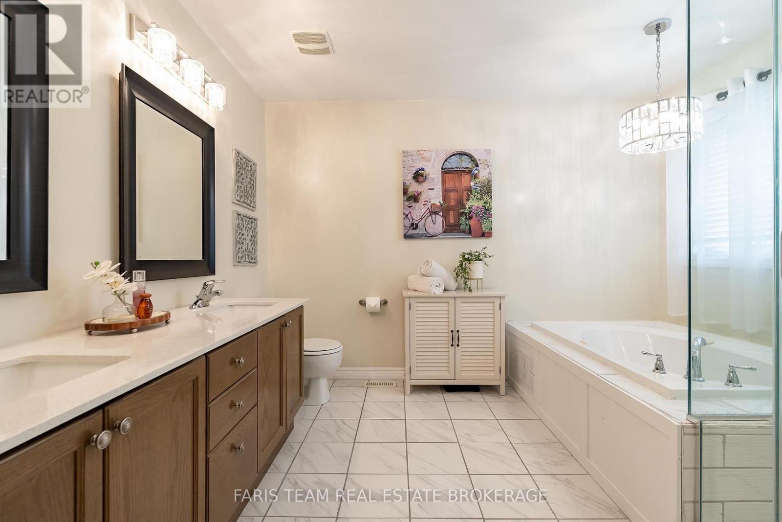 57 Spotted Owl Crescent Property Photo 15