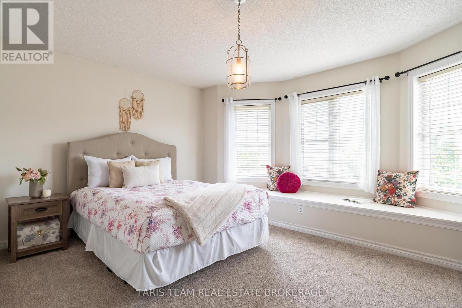 57 Spotted Owl Crescent Property Photo 19
