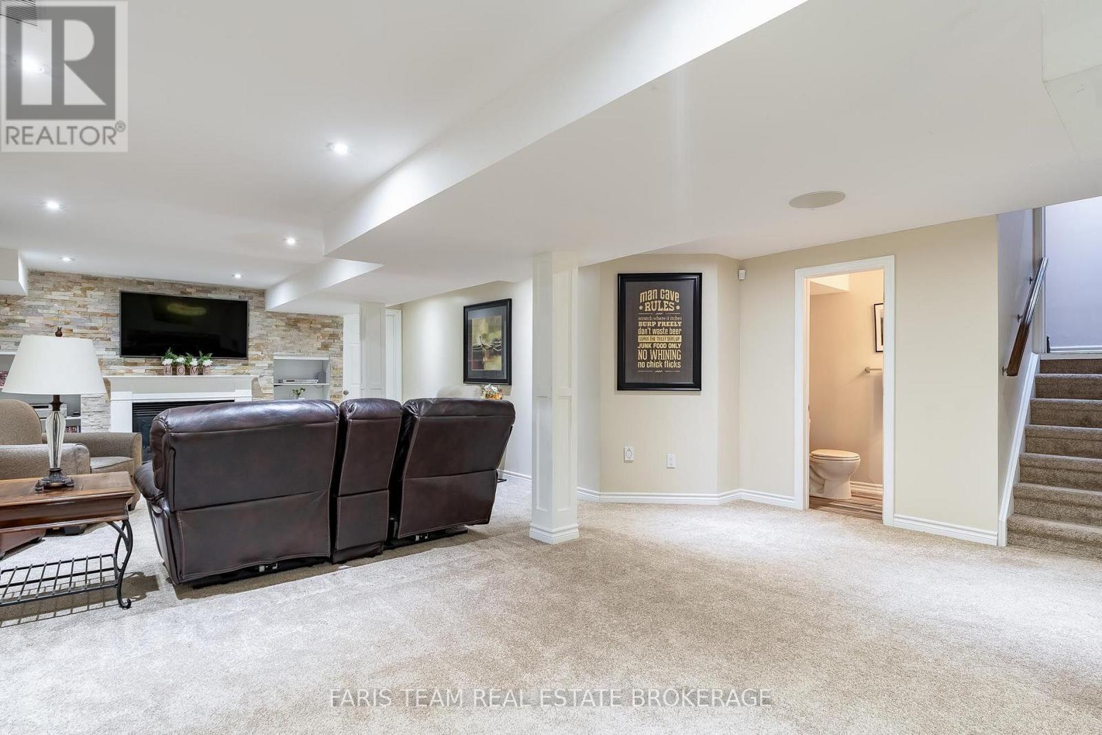 57 Spotted Owl Crescent Property Photo 23