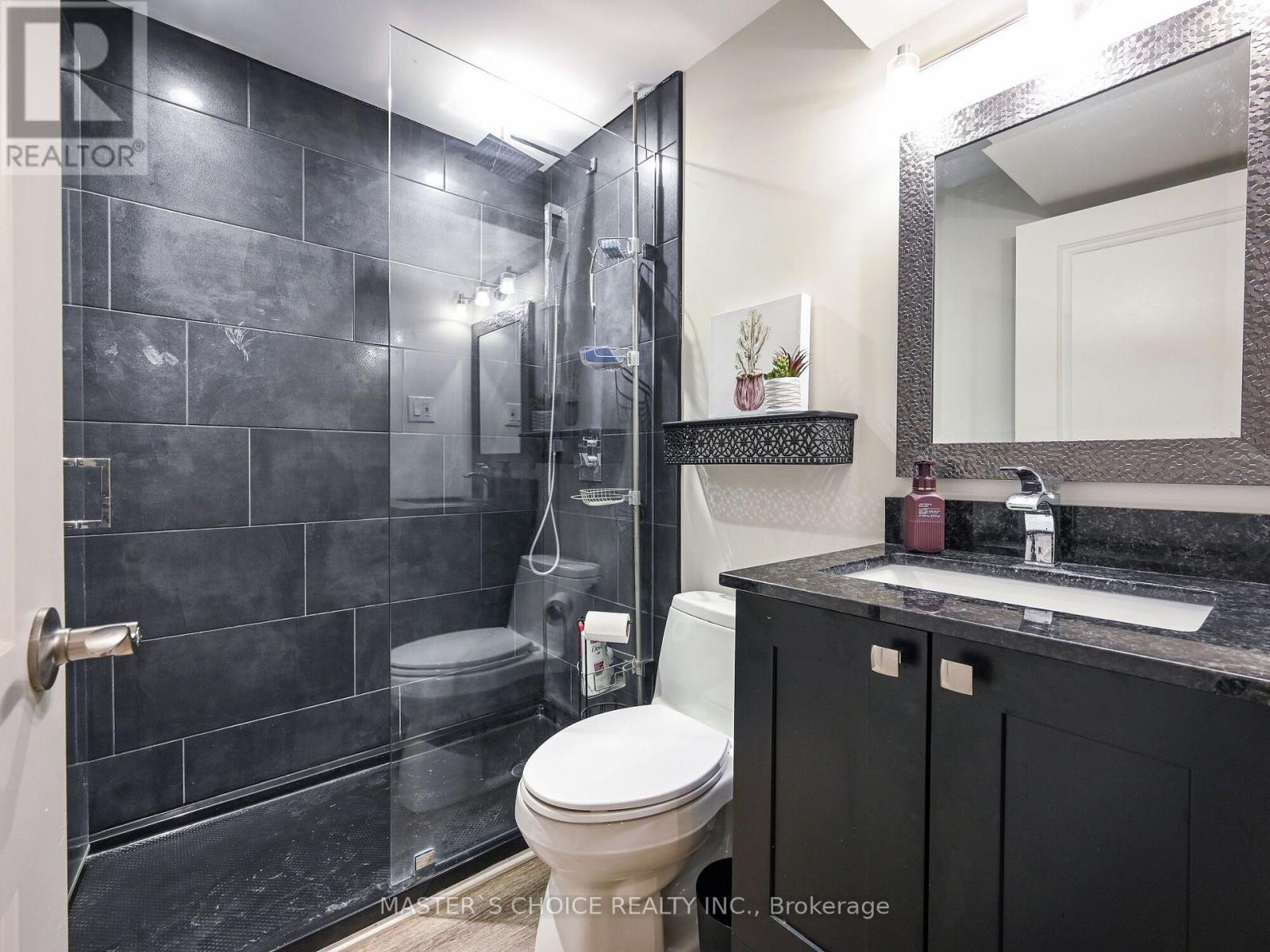 36 Sprucedale Court Property Photo 23