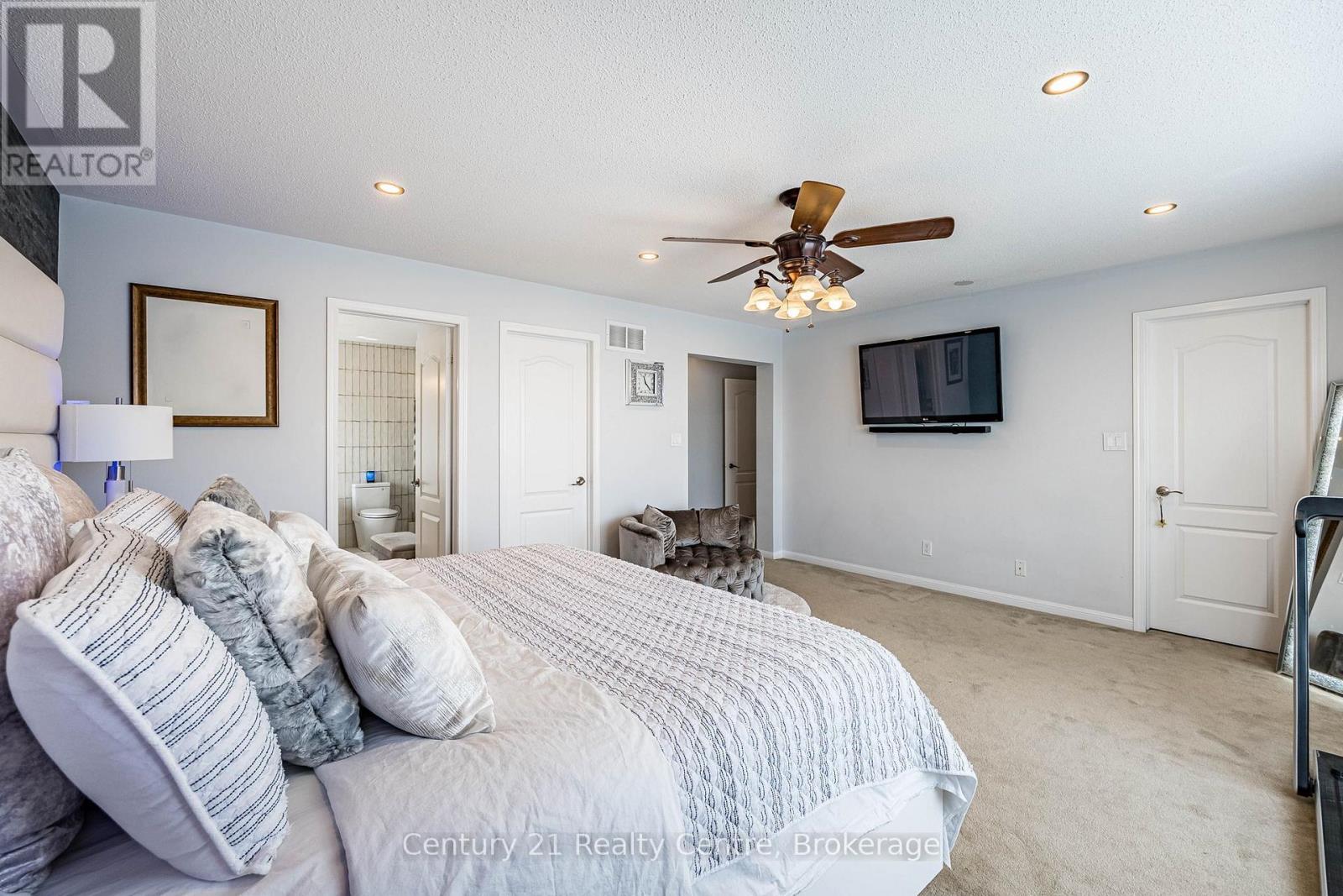 26 Catchfly Crescent Property Photo 26