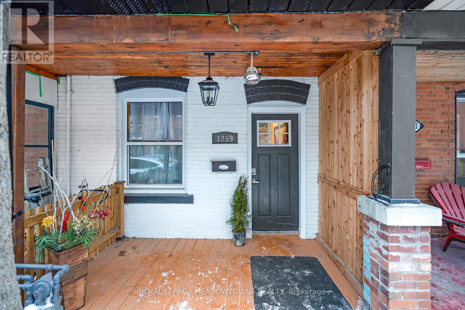 1259 DAVENPORT ROAD Property Photo 1