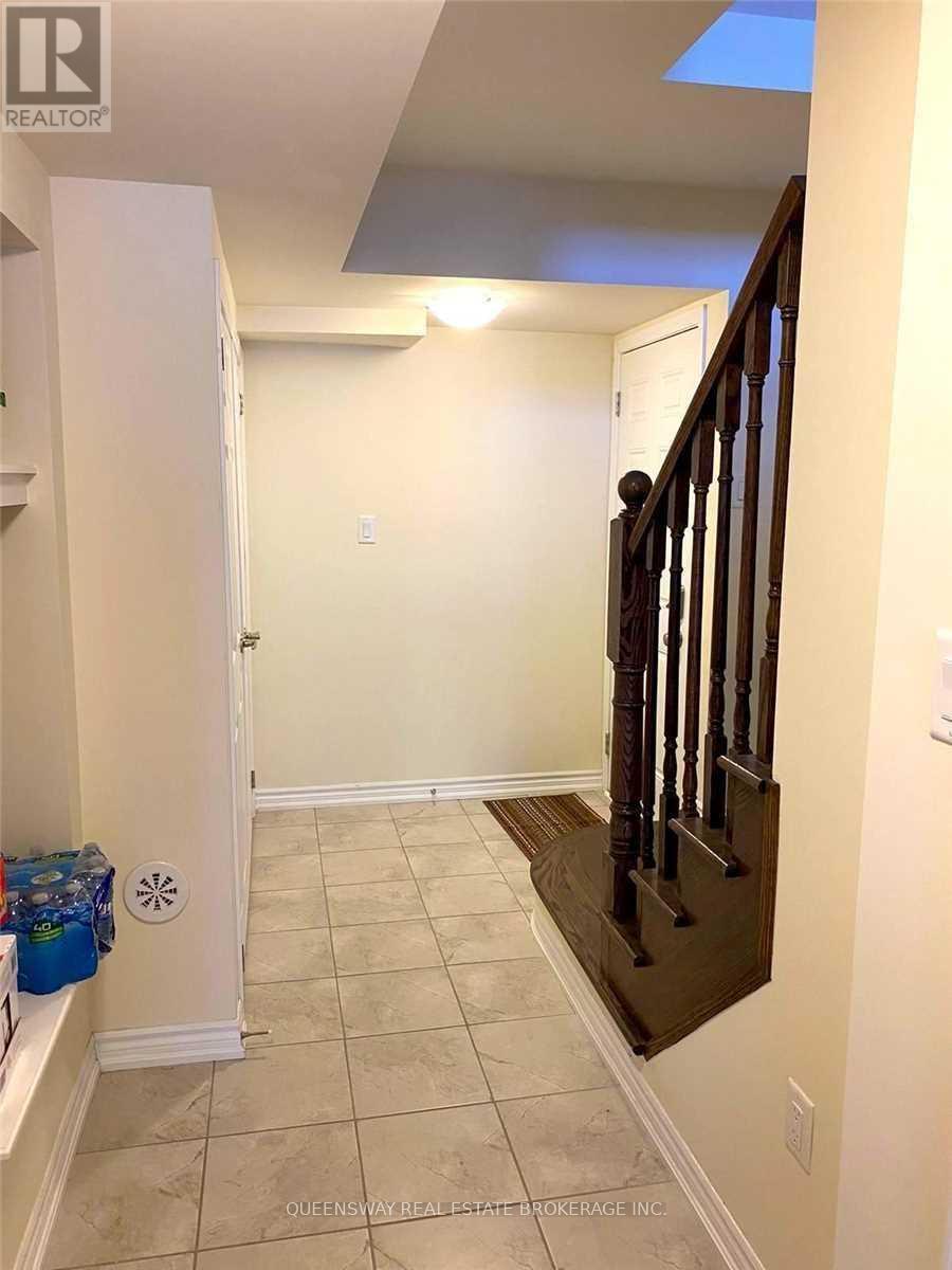 649 Laking Terrace Property Photo 3