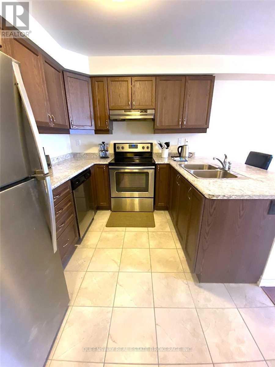 649 Laking Terrace Property Photo 4