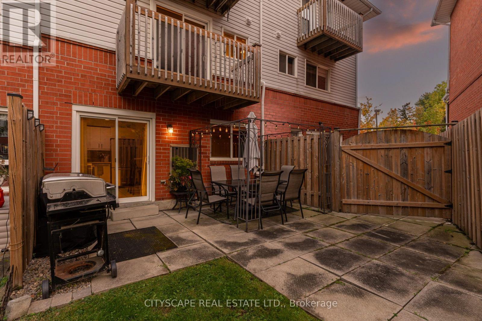 69 - 45 Wylie Circle Property Photo 29