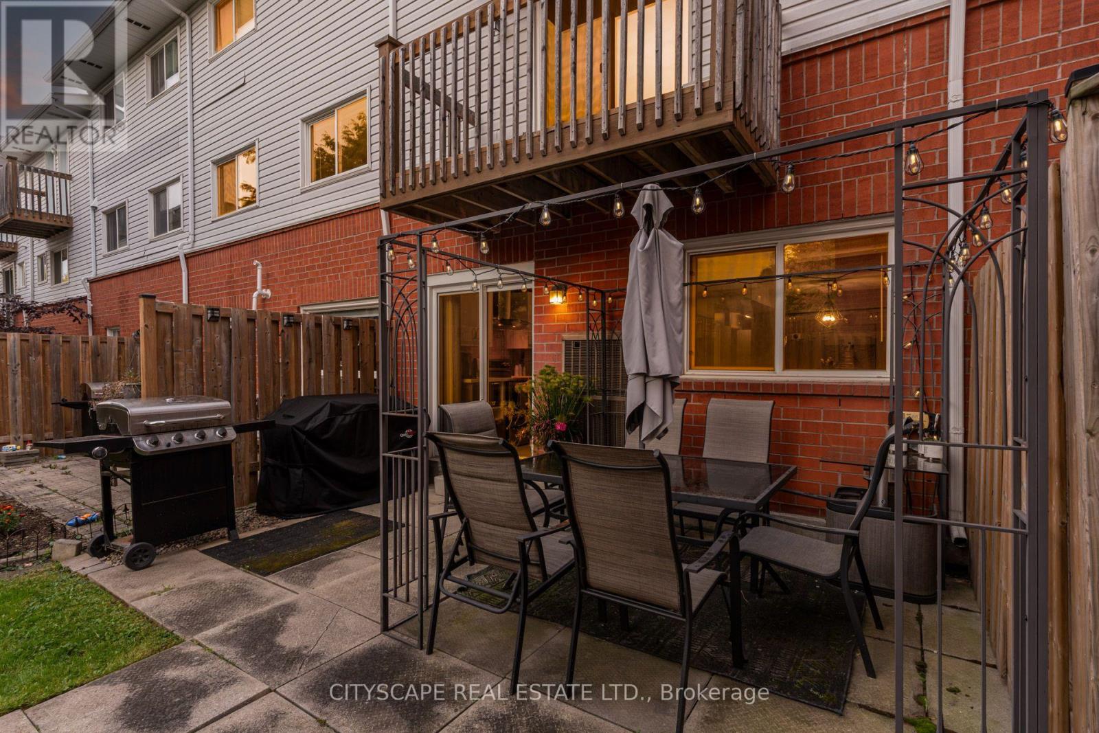 69 - 45 Wylie Circle Property Photo 30