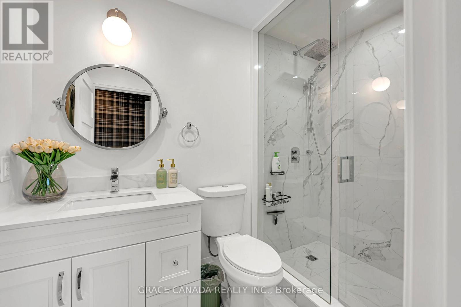 527 Oneida Drive Property Photo 22