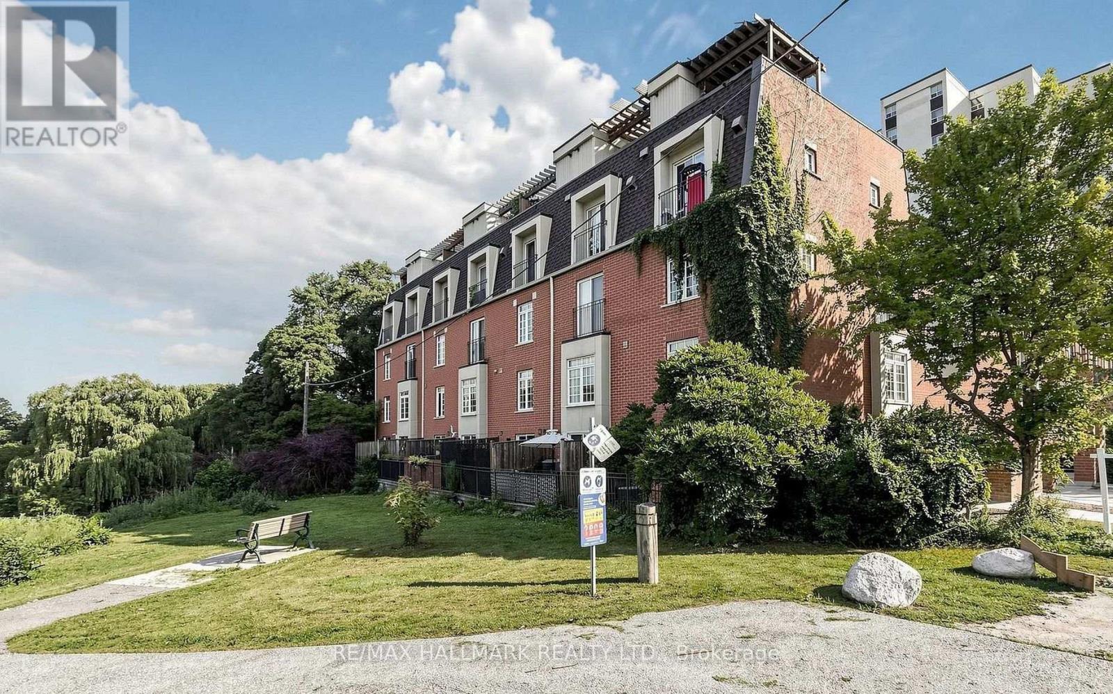 106 - 870 JANE STREET