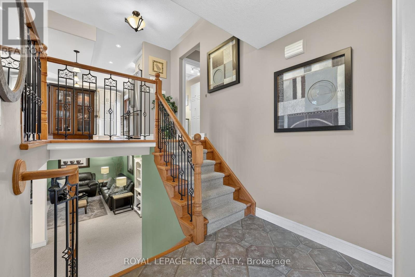 60 Holmes Drive Property Photo 4