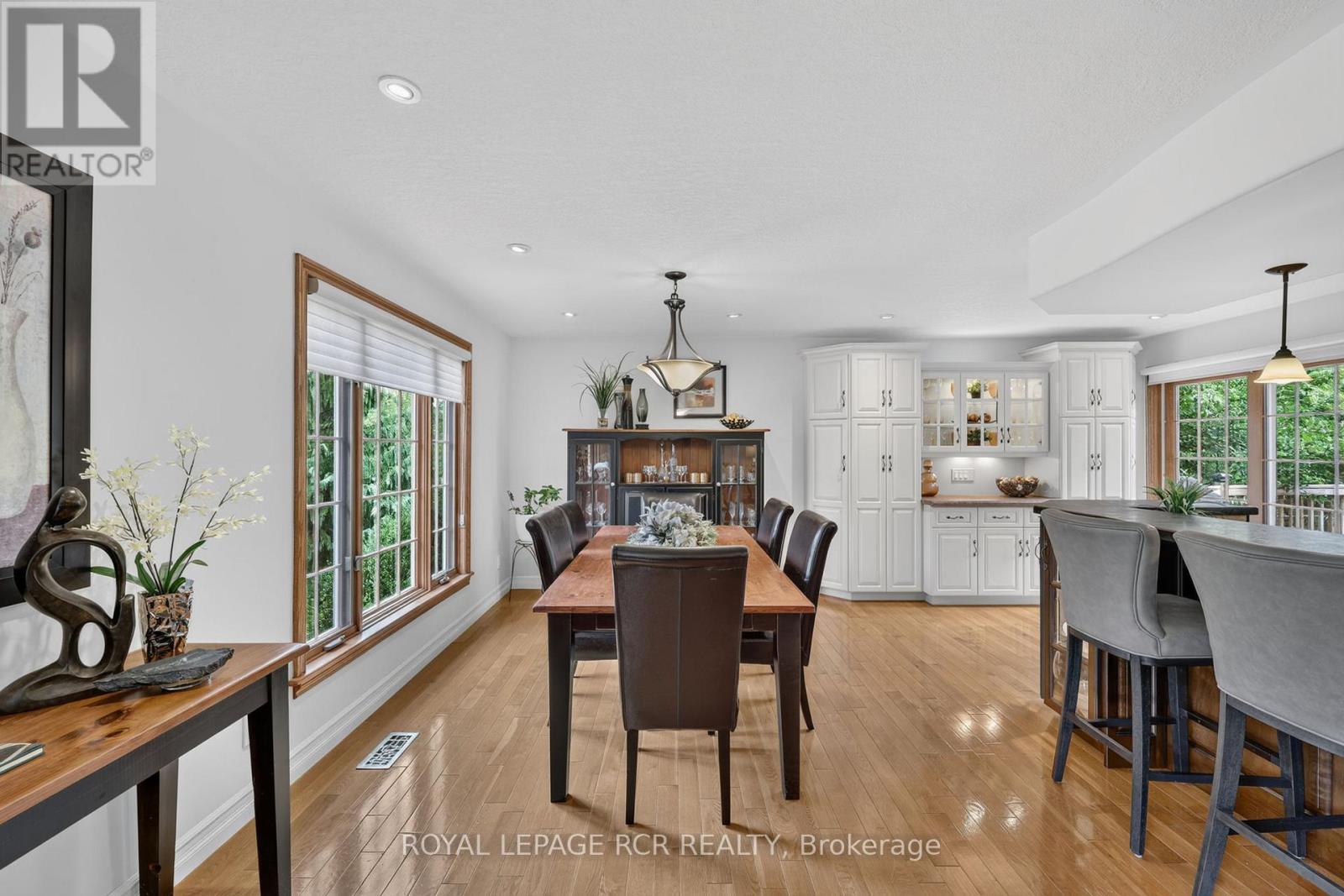 60 Holmes Drive Property Photo 8