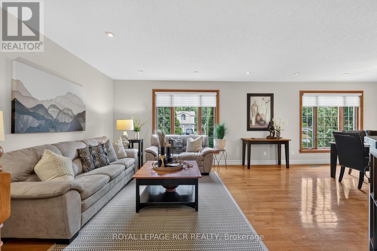 60 Holmes Drive Property Photo 11