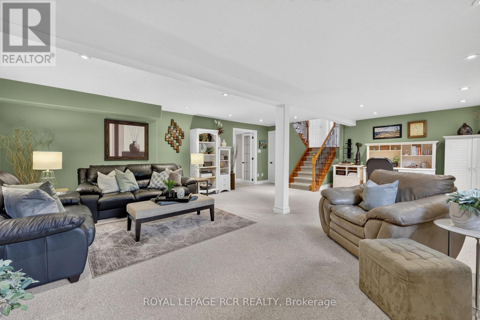 60 Holmes Drive Property Photo 20