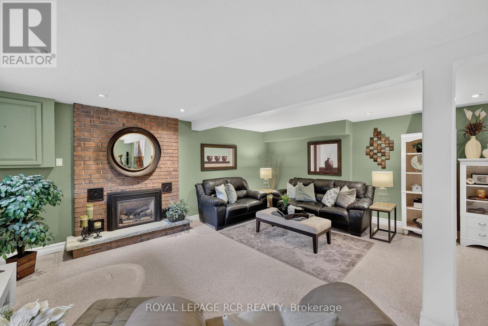 60 Holmes Drive Property Photo 22
