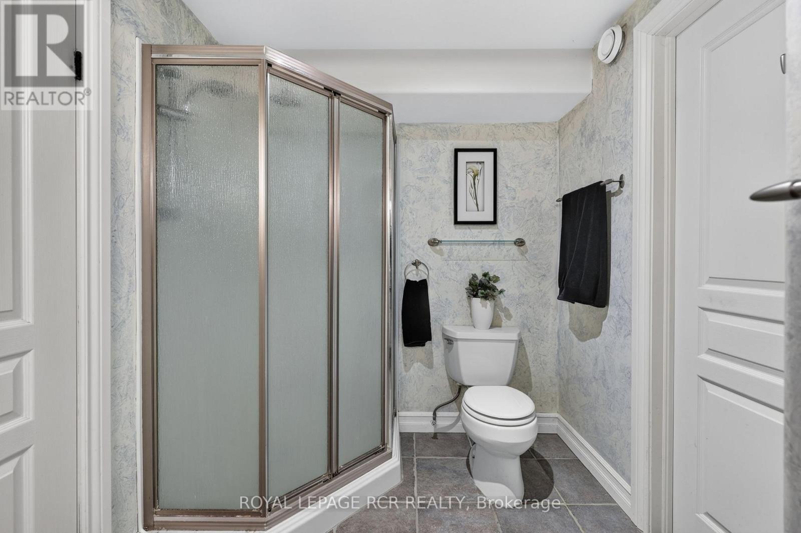 60 Holmes Drive Property Photo 28