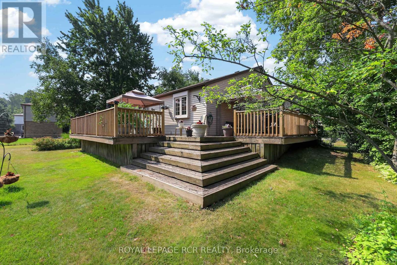 60 Holmes Drive Property Photo 32