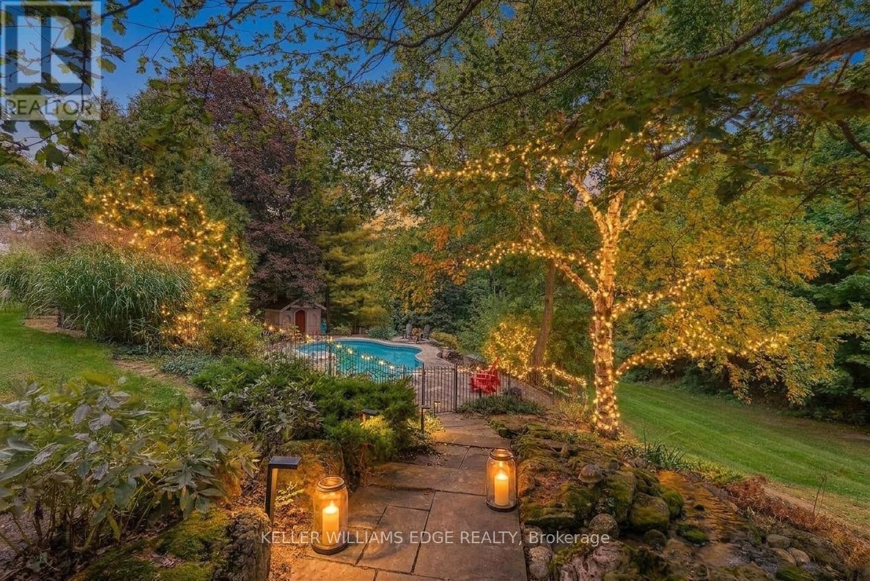 2376 8 Side Road Property Photo 45