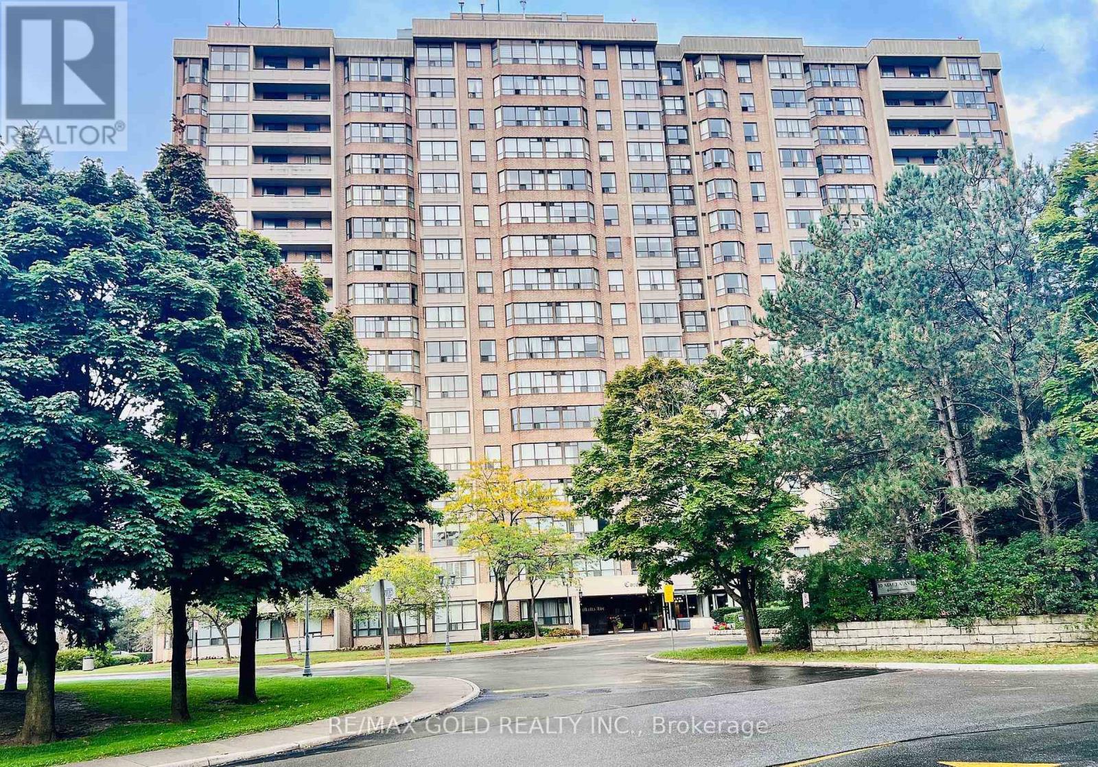 1504 - 10 Malta Avenue Property Photo 1