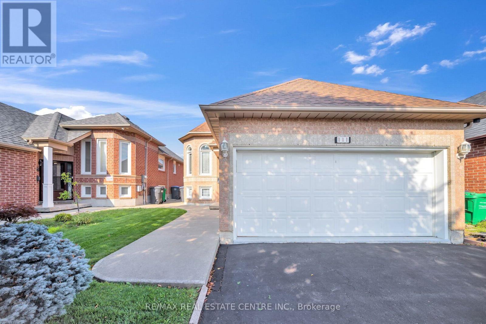 111 Springview Drive Property Photo 6
