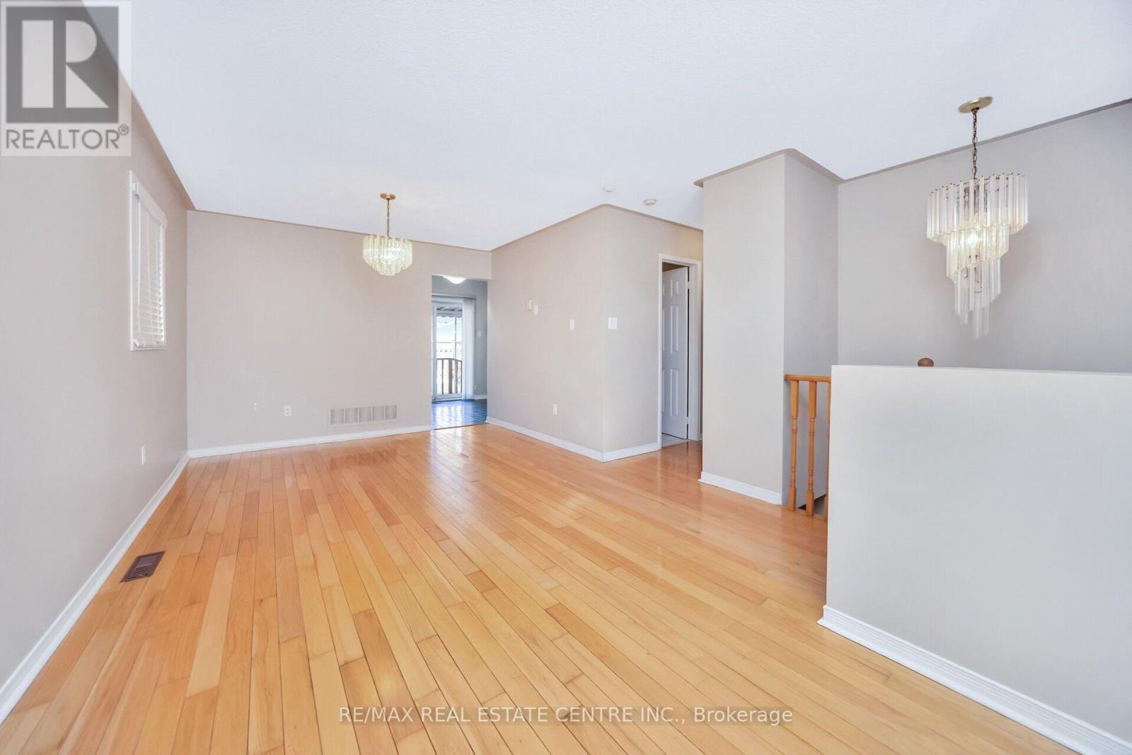 111 Springview Drive Property Photo 10