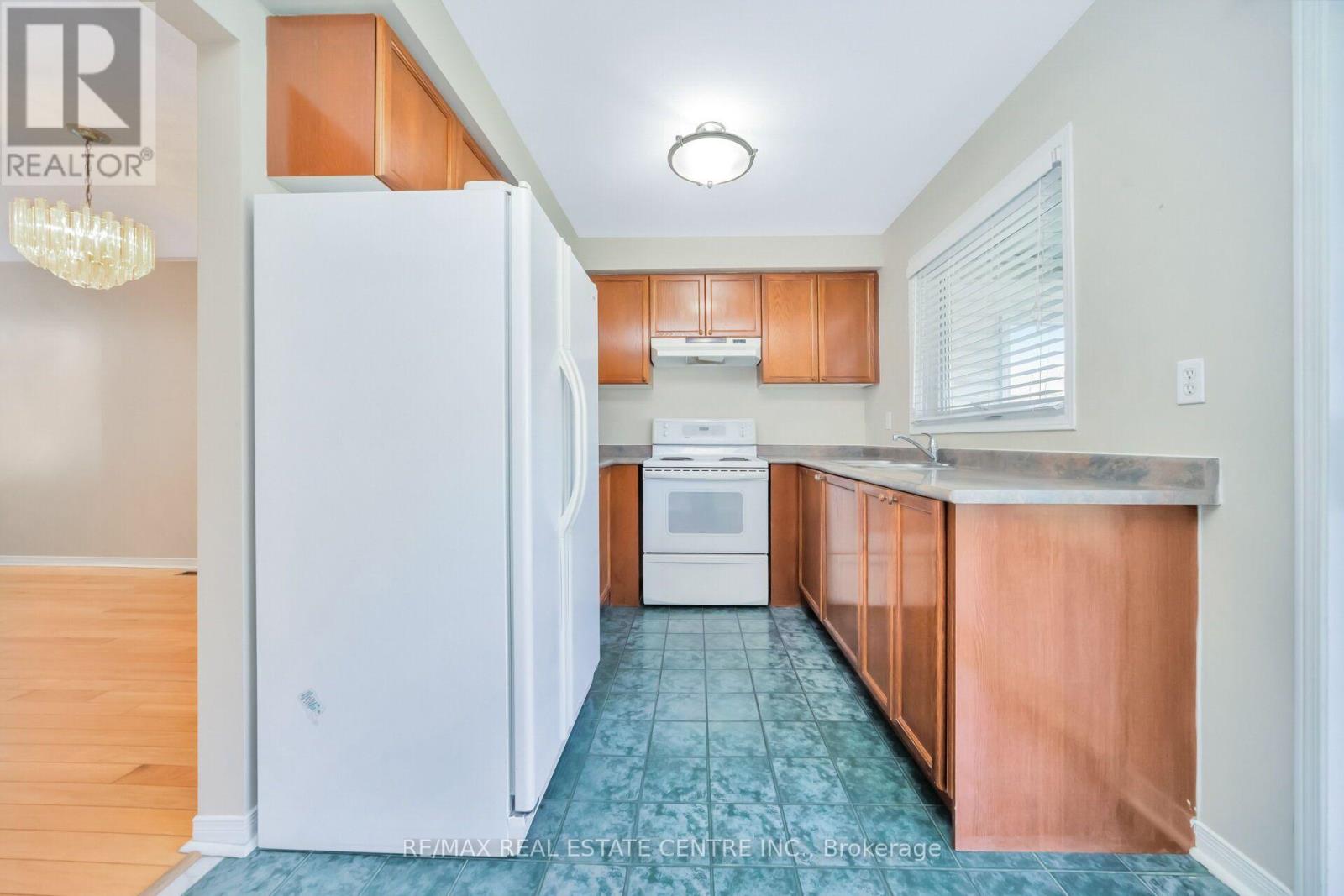 111 Springview Drive Property Photo 17