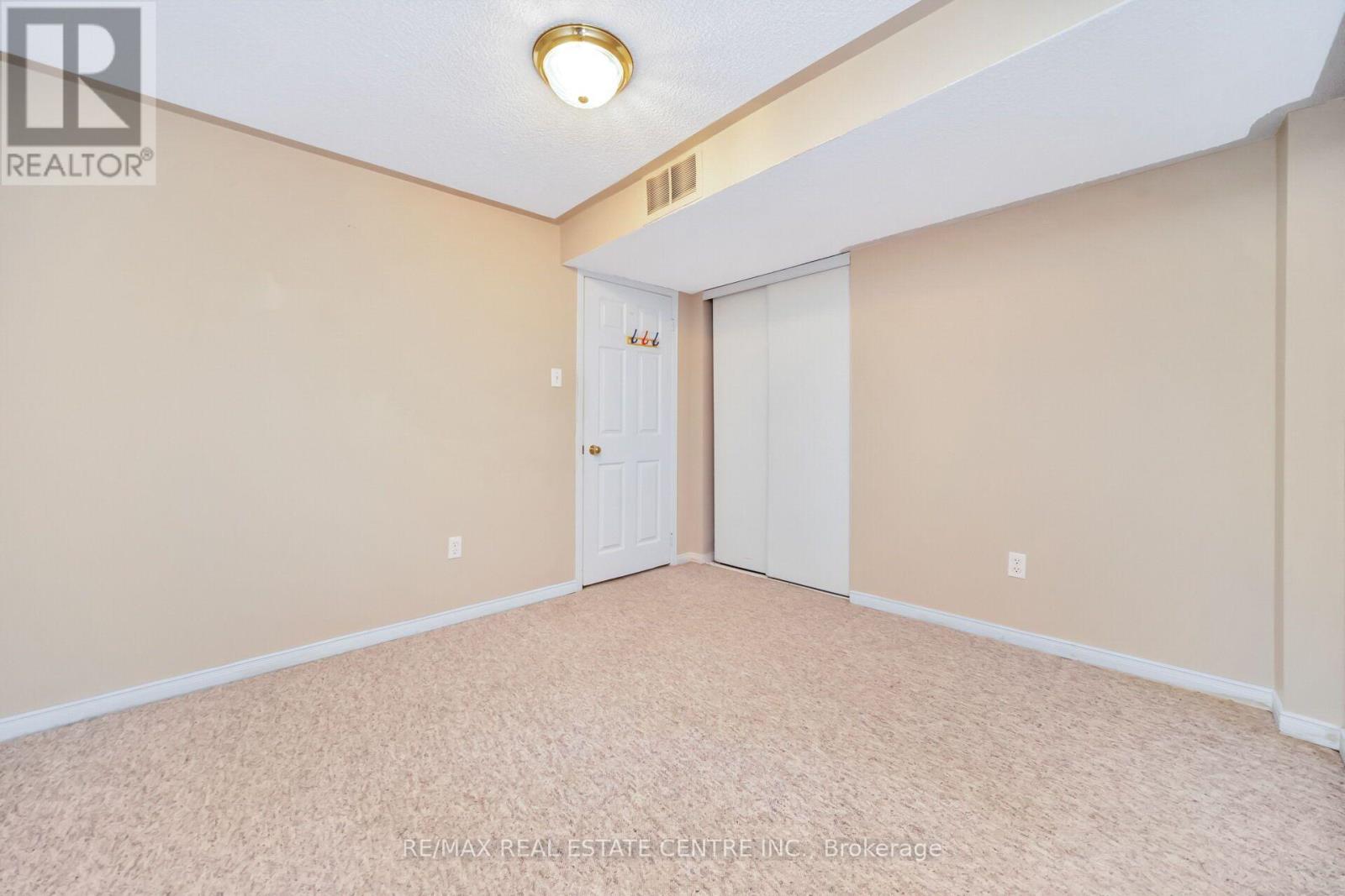 111 Springview Drive Property Photo 32